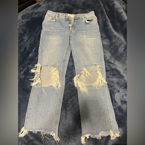 Free People - ‘Maggie Mid-Rise Straight’ Jean - Picture 4 of 5